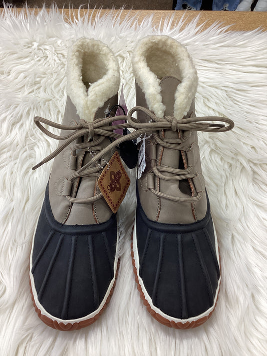 Boots Snow By Skechers In Taupe, Size:10