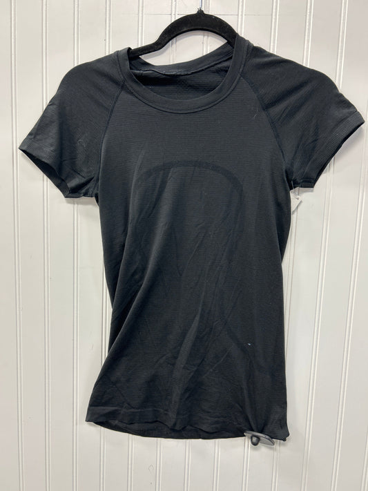 Athletic Top Ss By Lululemon In Black, Size:4