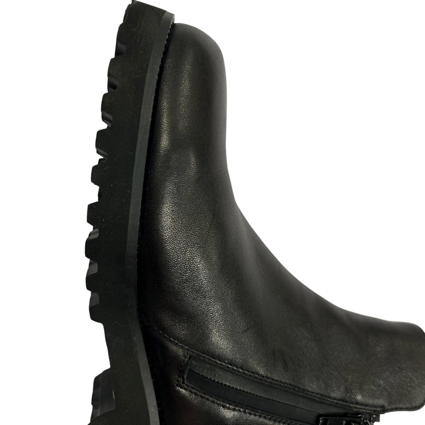 Boots Ankle Flats By Vaneli In Black, Size: 7