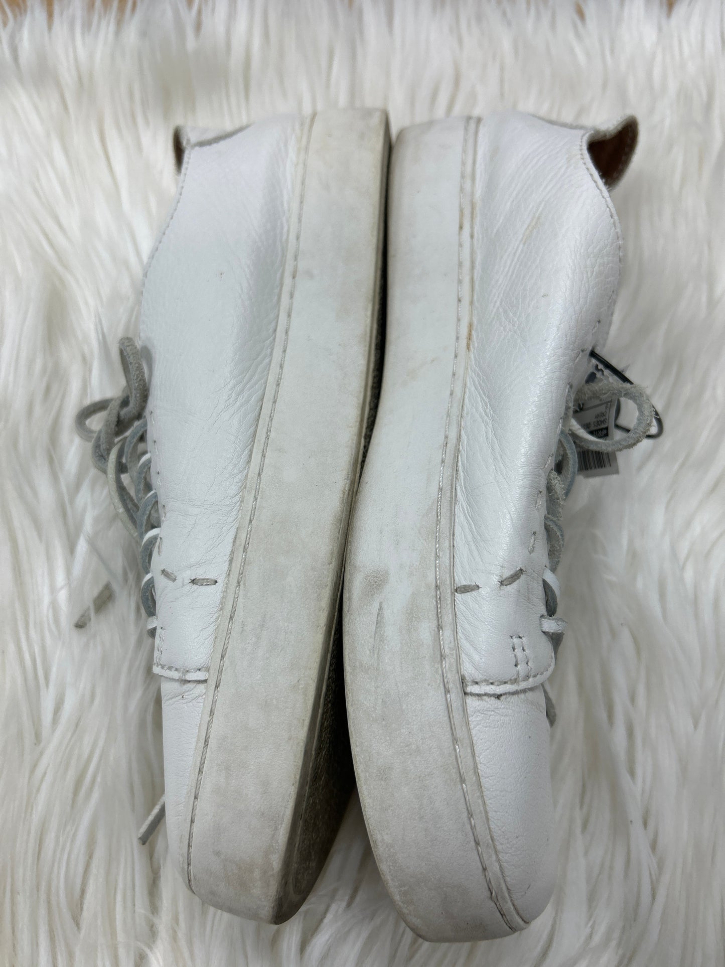 Shoes Designer By Frye In Cream, Size:9
