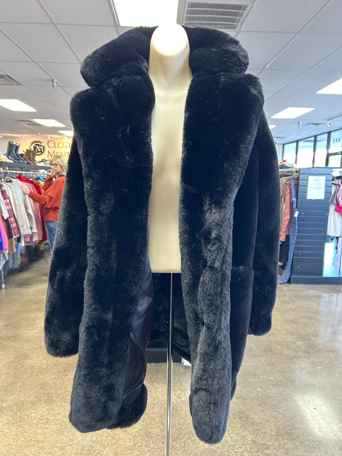 Coat Faux Fur & Sherpa By Cma In Black, Size:L