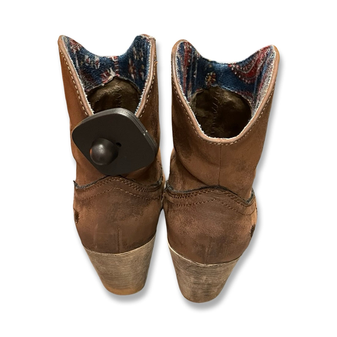Boots Ankle Heels By Rocket Dogs In Brown, Size:7