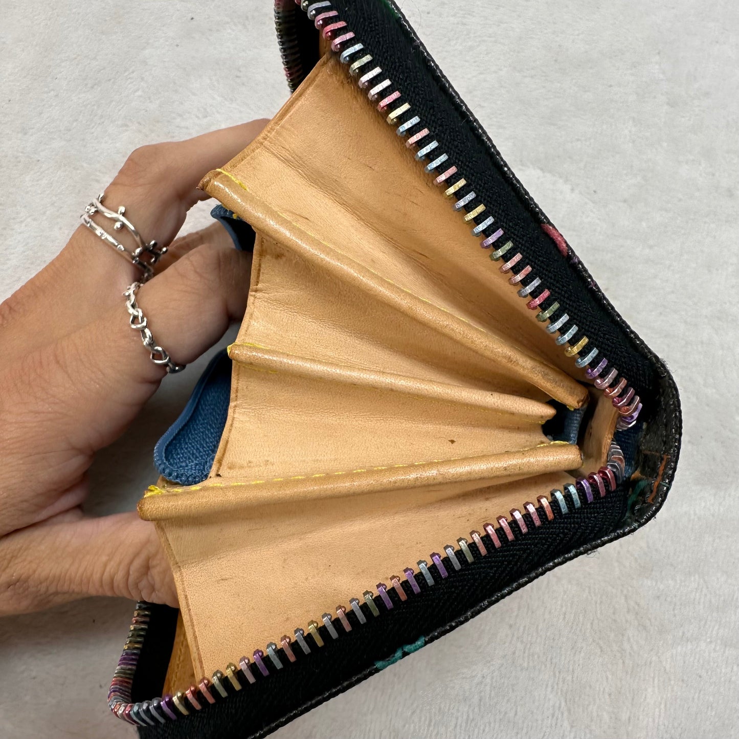 Id/card Holder Designer By Dooney And Bourke, Size: