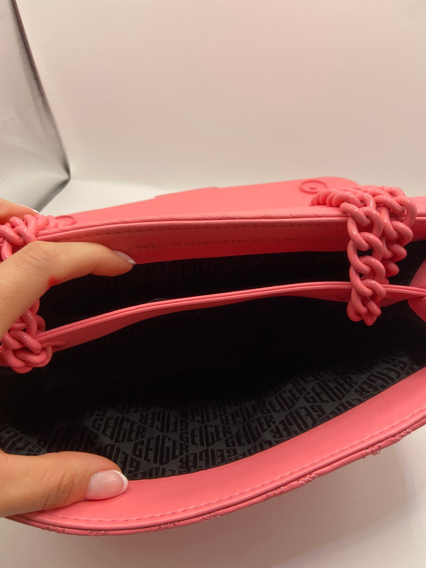 Handbag Designer By Kurt Geiger London, Size: Medium