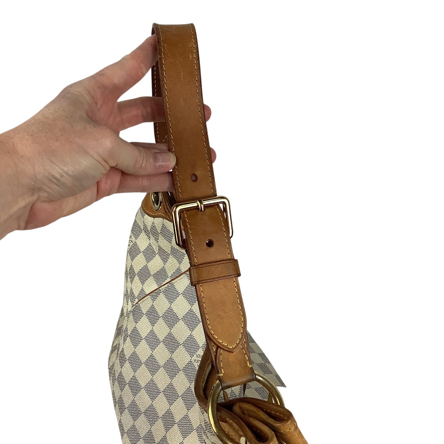 Handbag Luxury Designer By Louis Vuitton, Size: Medium