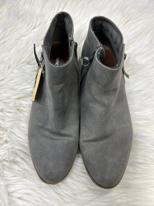 Boots Ankle Heels By Maurices In Grey, Size:8.5