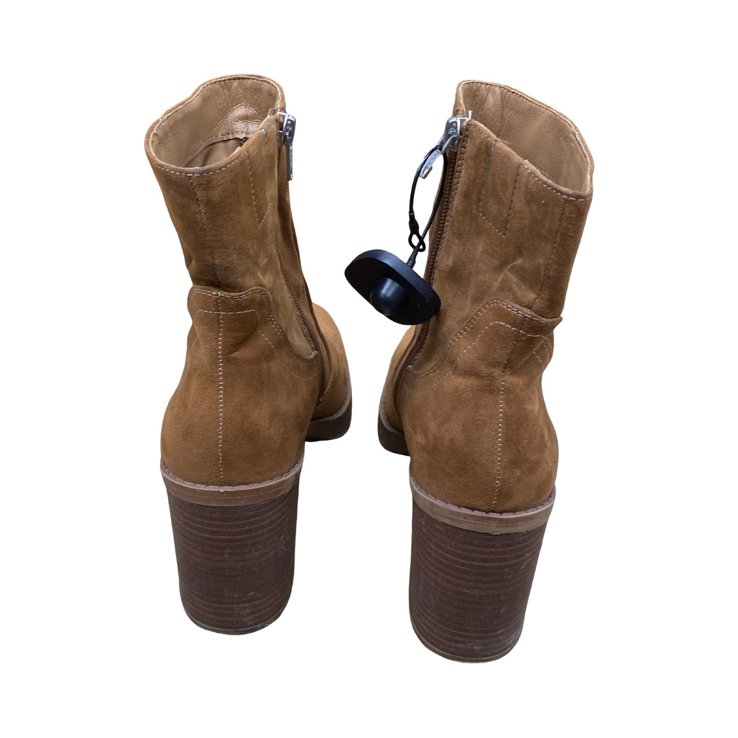 Boots Western By Universal Thread In Brown, Size:9