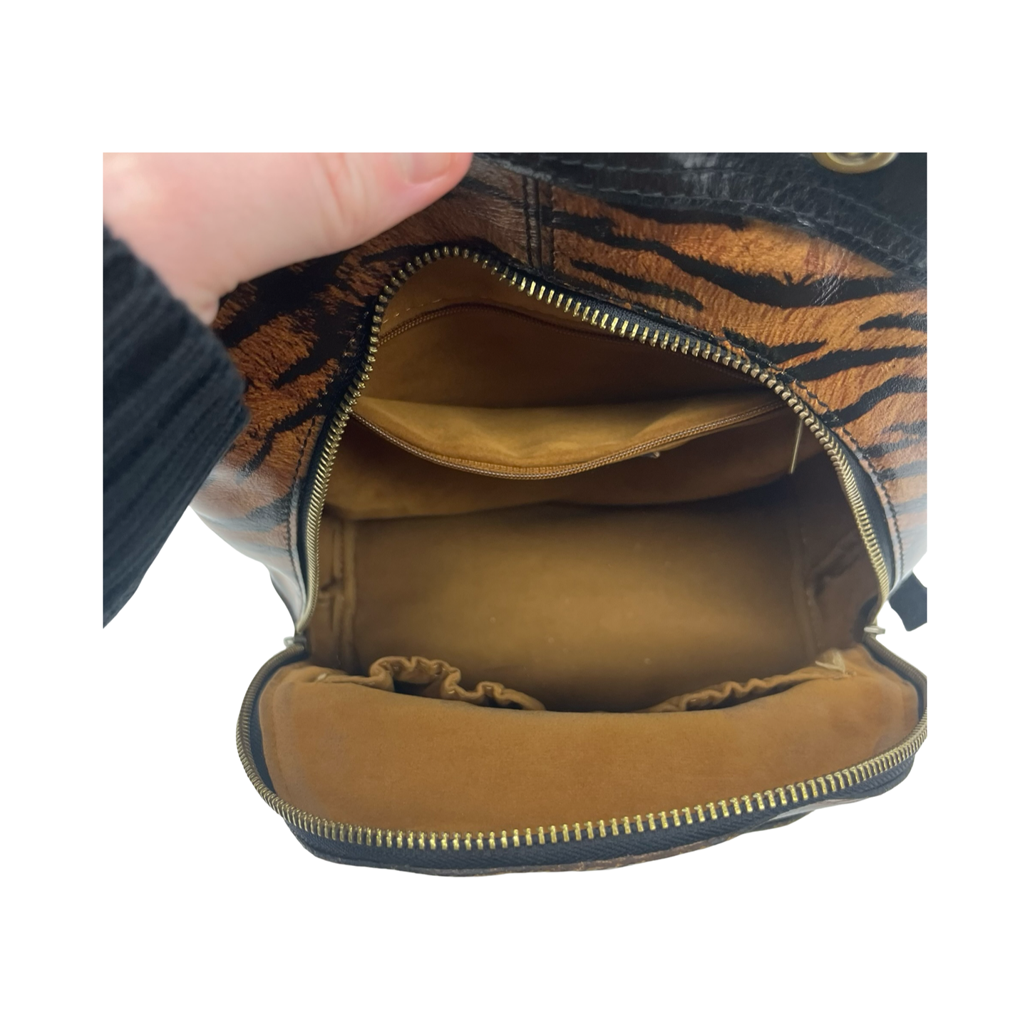 Backpack Designer By Patricia Nash In Animal Print, Size:Medium