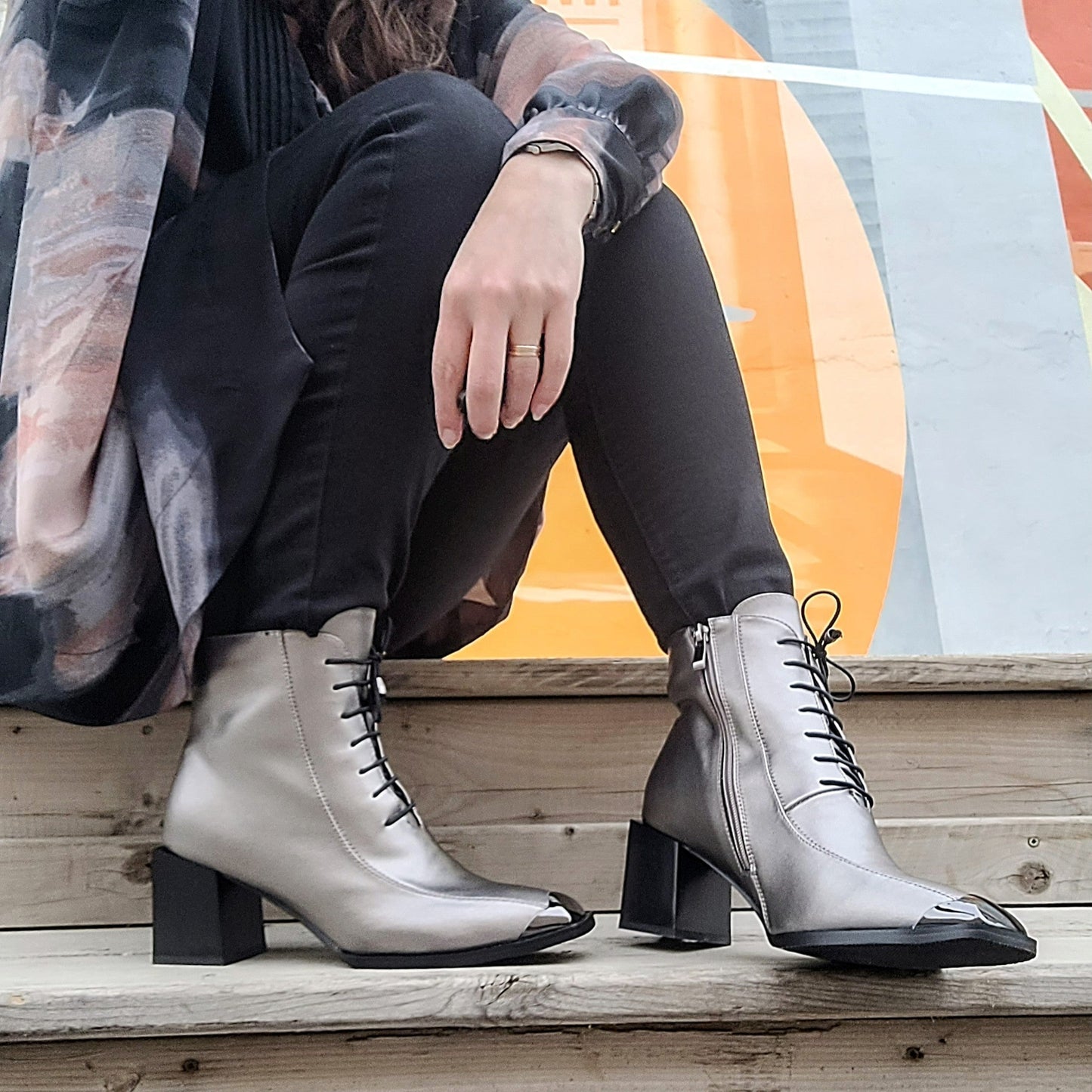 Boots Ankle Heels By AZURA THATGIRL bootie In Bronze, Size: 9/40