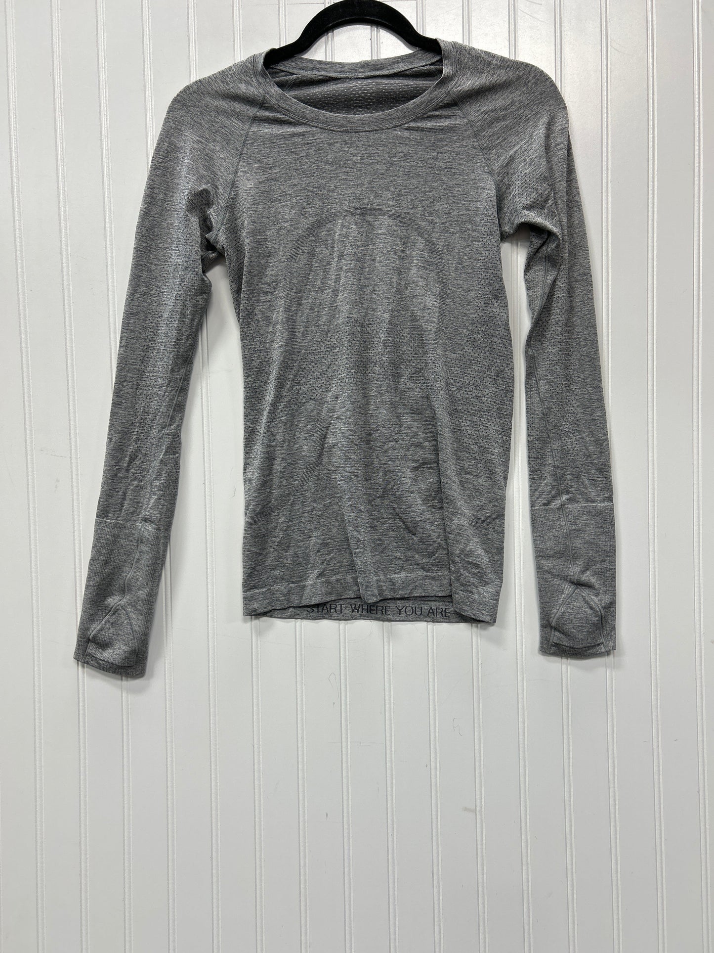 Athletic Top Ls Collar By Lululemon In Grey, Size:4