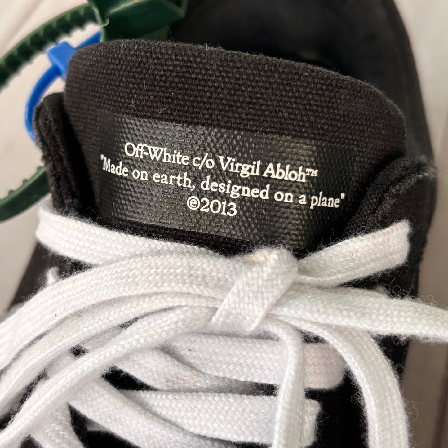 Shoes Luxury Designer By Off-white In Black & White, Size: 12