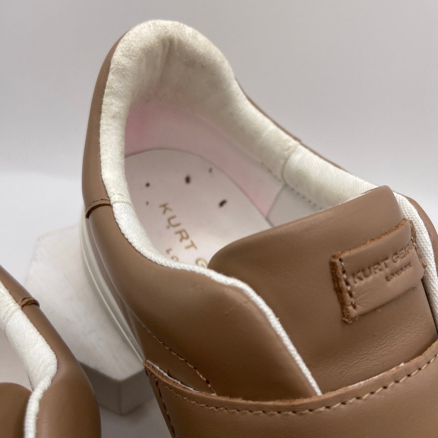 Shoes Designer By Kurt Geiger In Beige, Size: 10