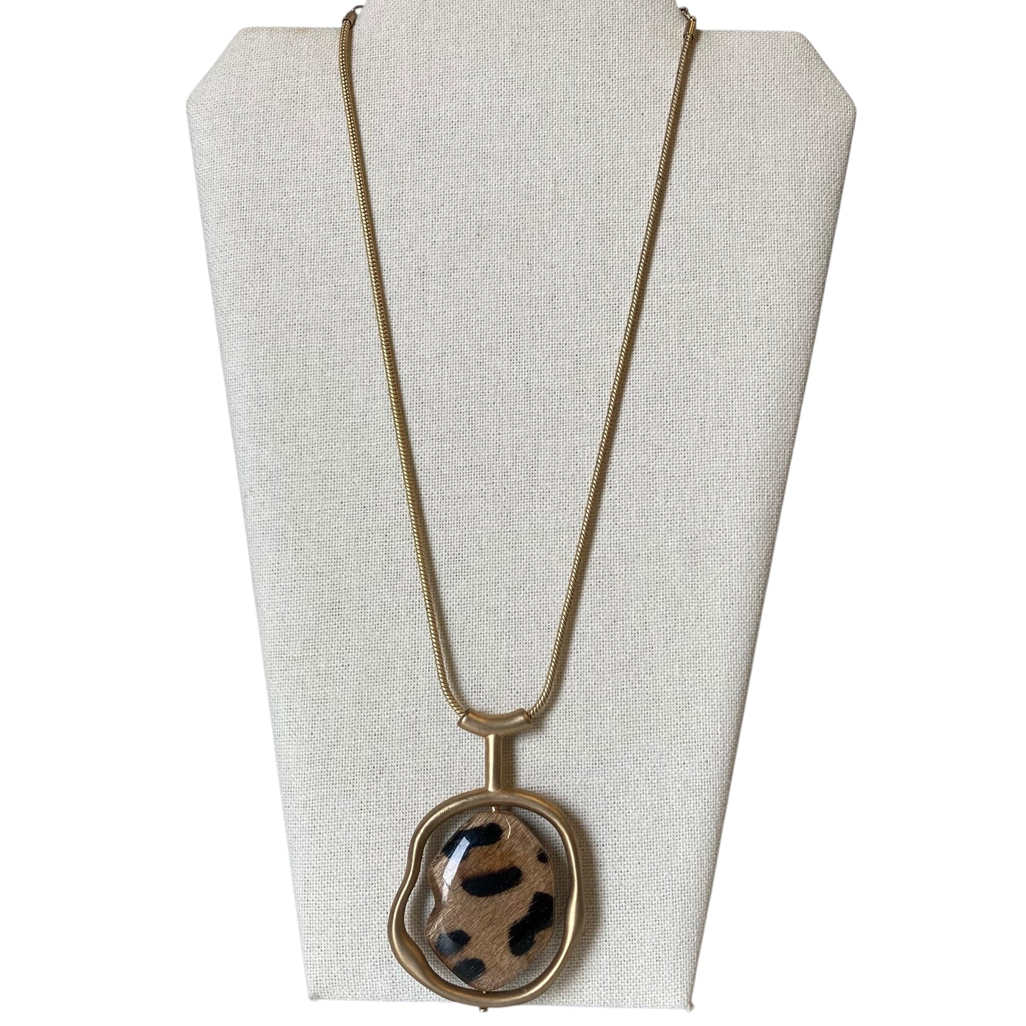 Necklace Pendant By Chicos In Animal Print