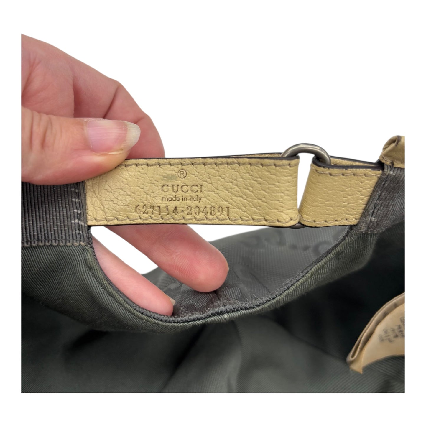 Hat Luxury Designer By Gucci In Cream & Grey