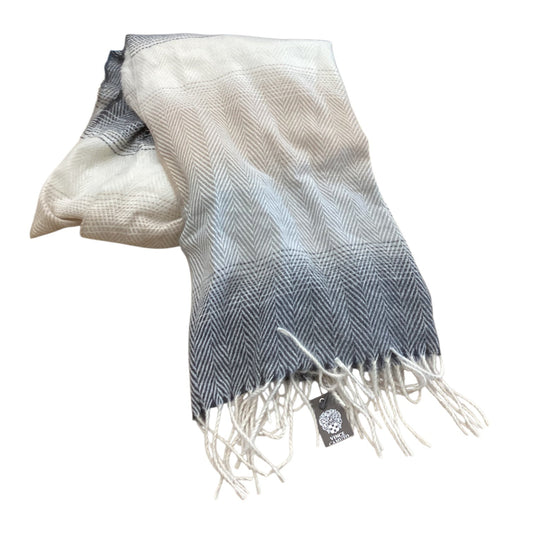 Scarf Winter By Vince Camuto In Grey & Tan