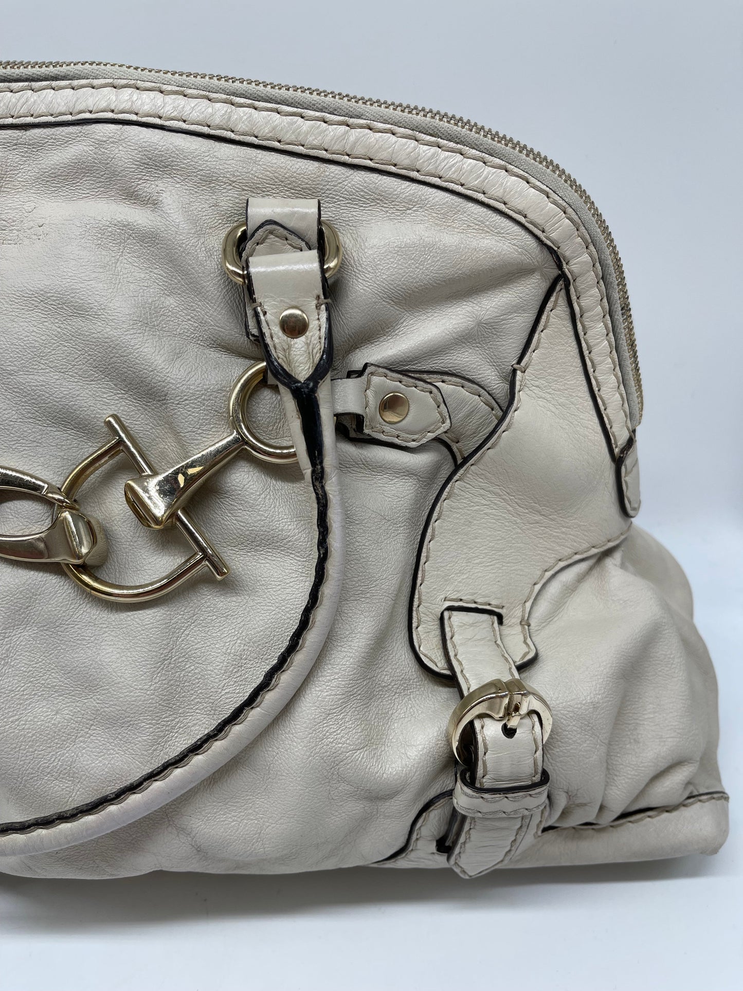 Handbag Luxury Designer By Gucci, Size: Large