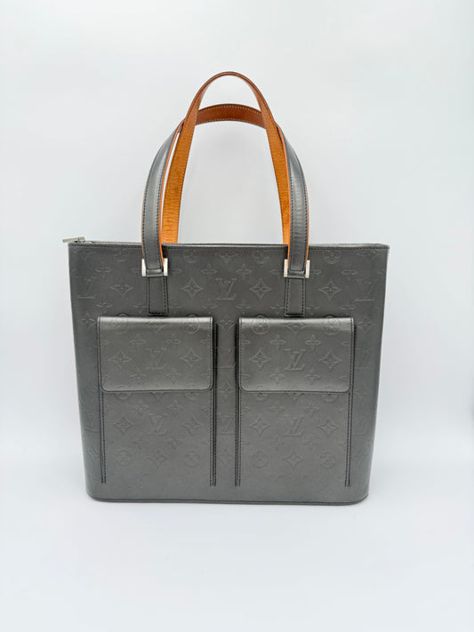 Handbag Luxury Designer By Louis Vuitton In Grey, Size:Large