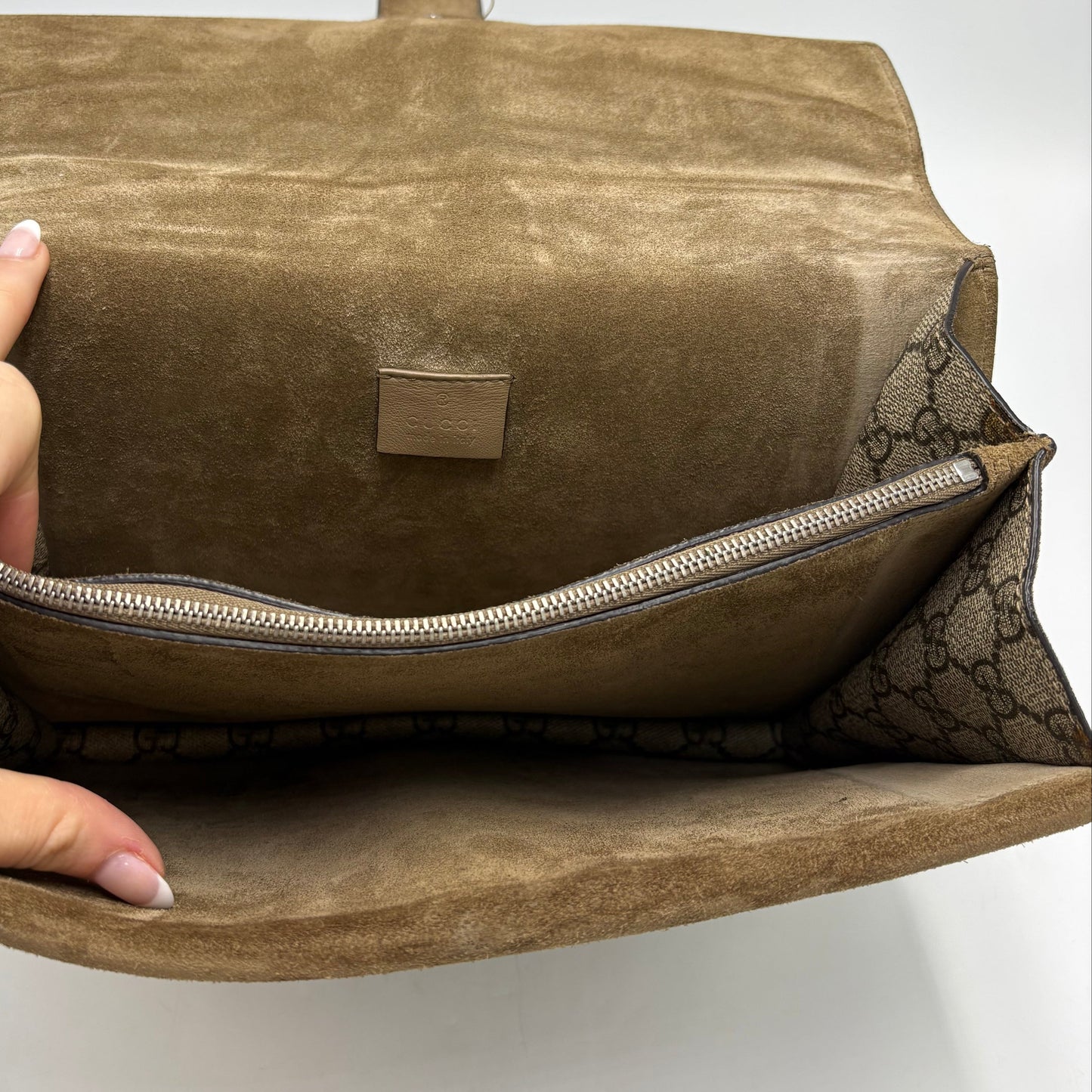 Gucci Dionysus GG Supreme Large Luxury Handbag