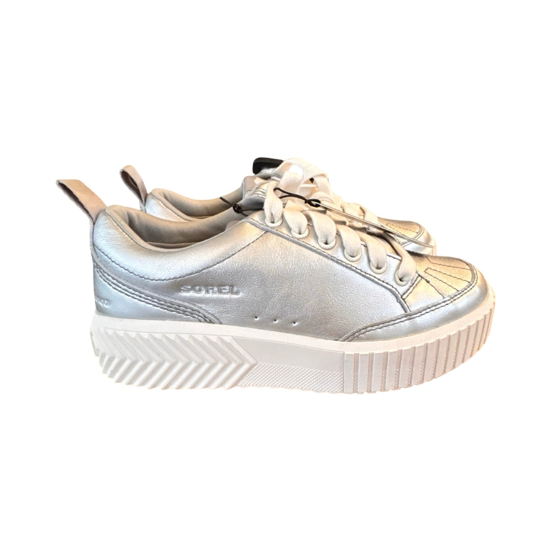 Shoes Designer By Sorel In Silver, Size:6.5