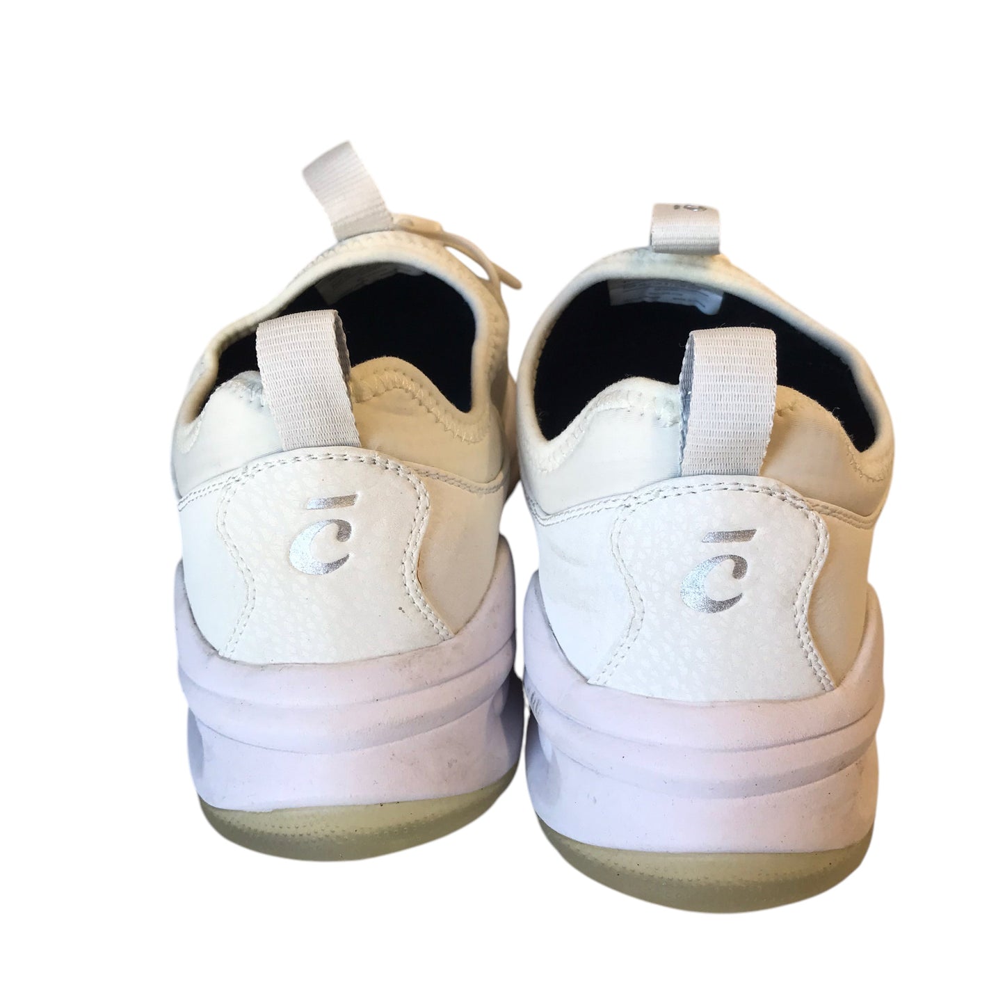 Shoes Athletic By Clove In Cream, Size:8