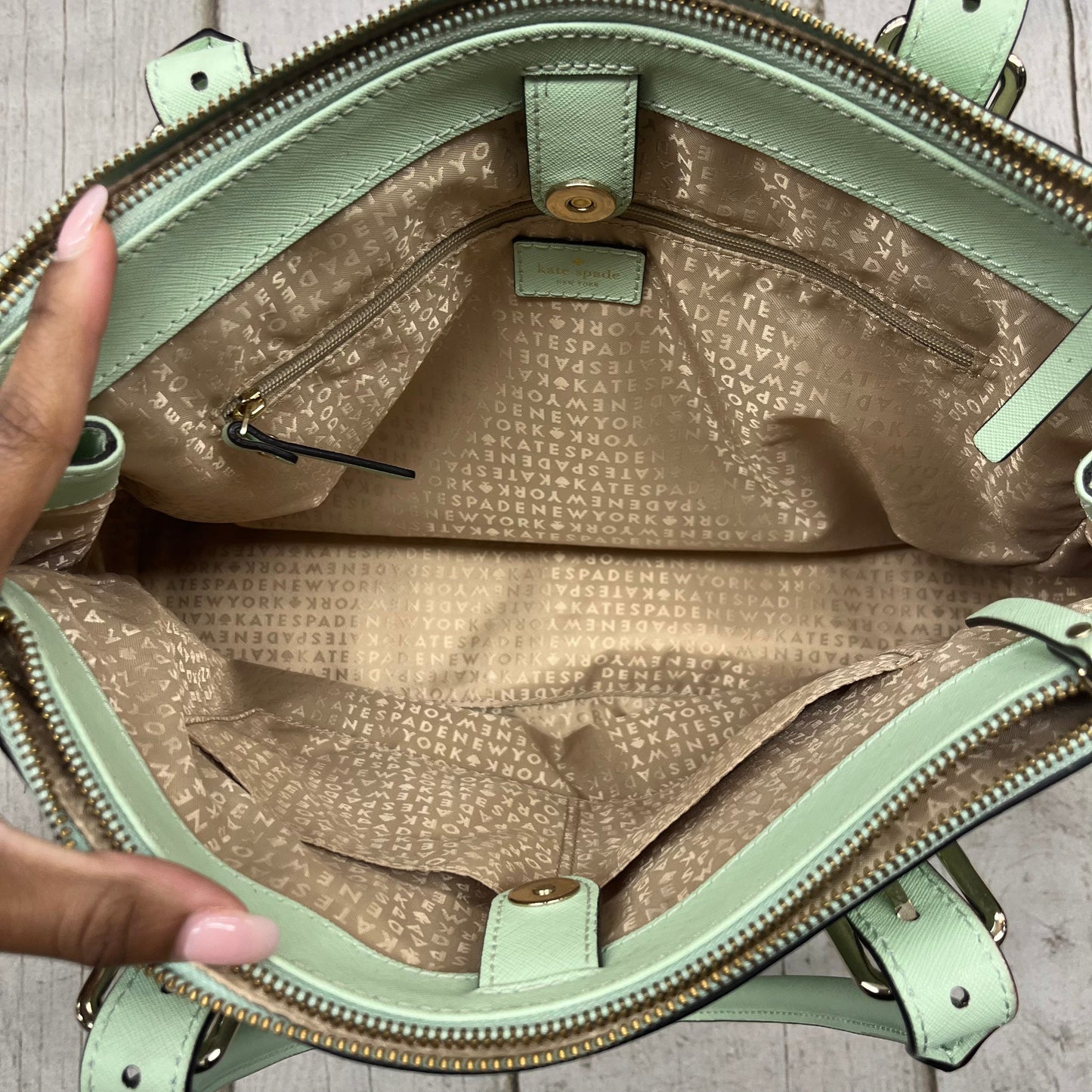 Handbag Designer By Kate Spade  Size: Large