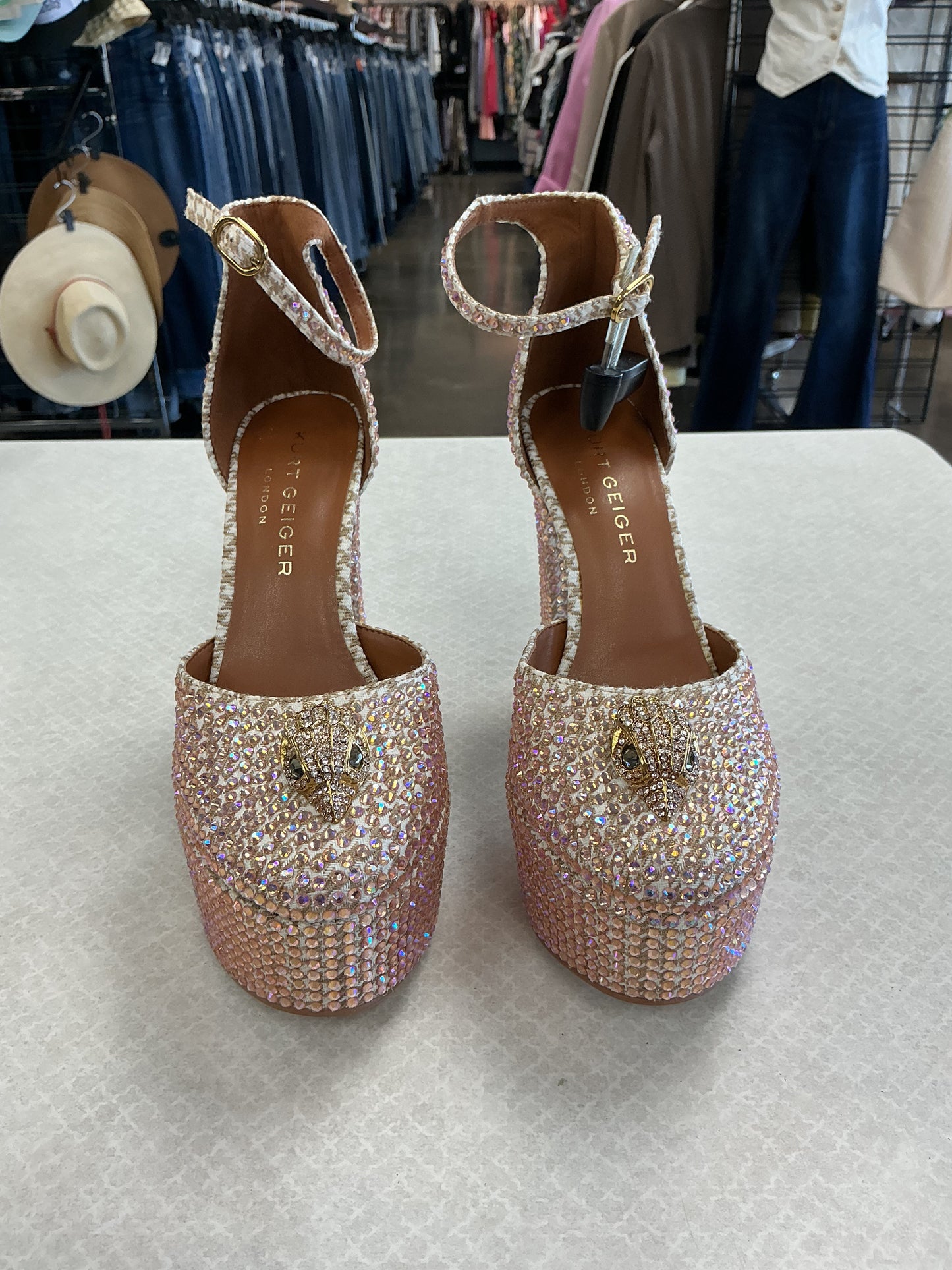 Shoes Designer By Kurt Geiger In Pink, Size:6.5