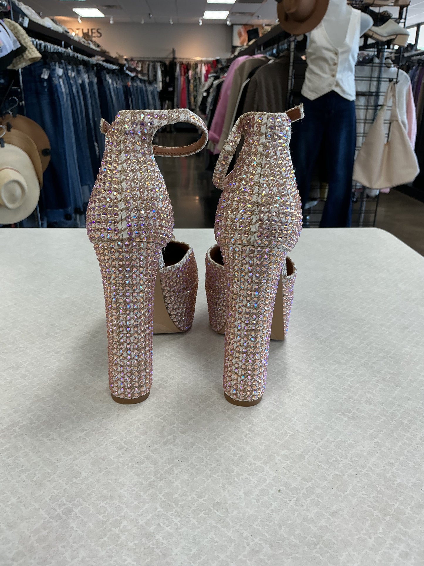 Shoes Designer By Kurt Geiger In Pink, Size:6.5