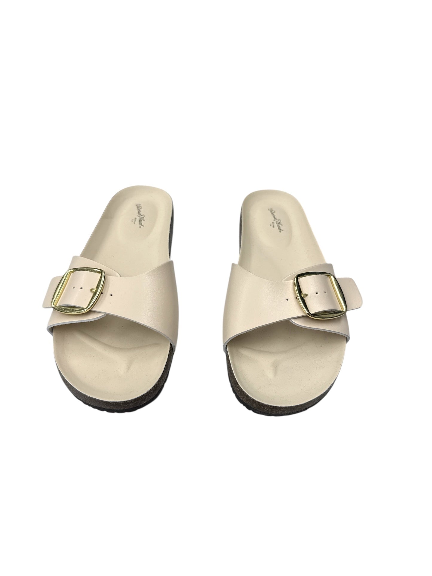 SANDALS FLATS by UNIVERSAL THREAD In CREAM, Size: 7.5