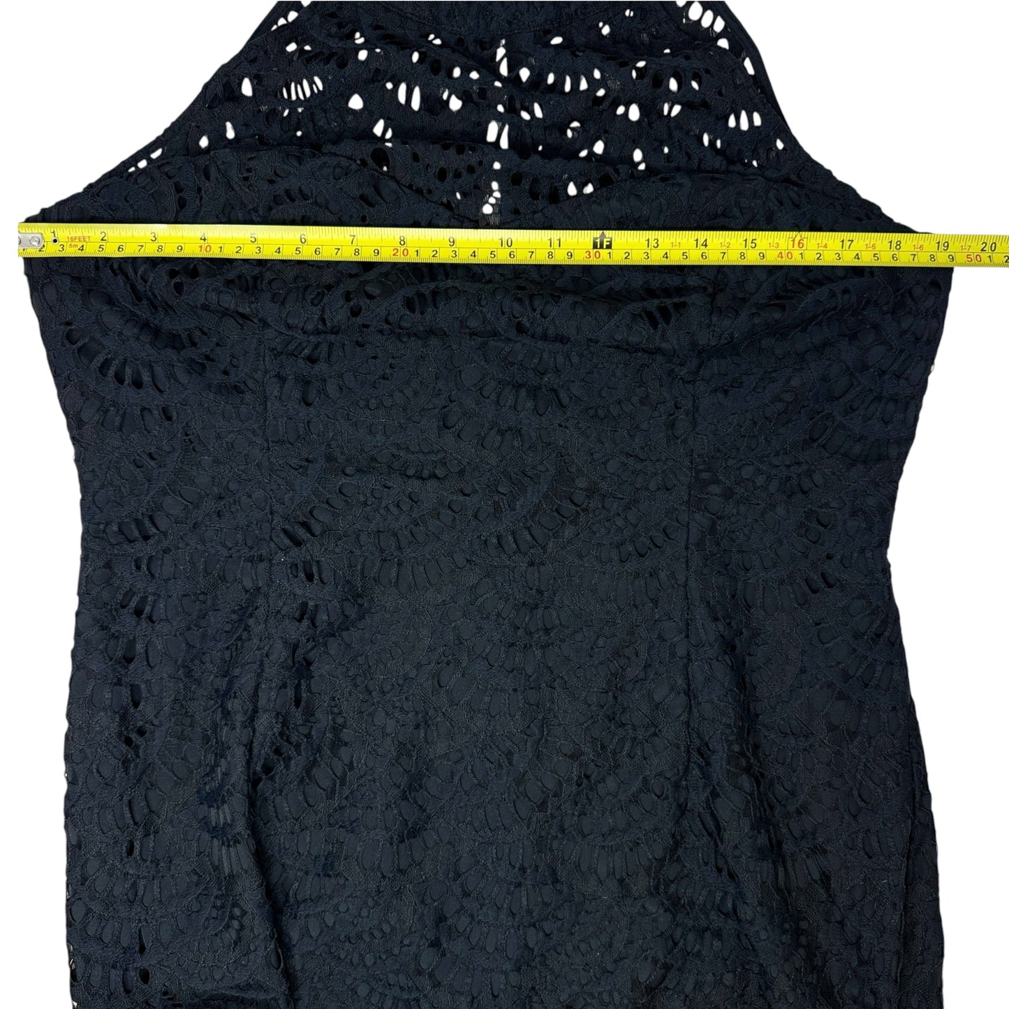 Kenna Lace Sheath Dress Designer By Lilly Pulitzer In Onyx Scalloped Fan Lace, Size: M ESTIMATED