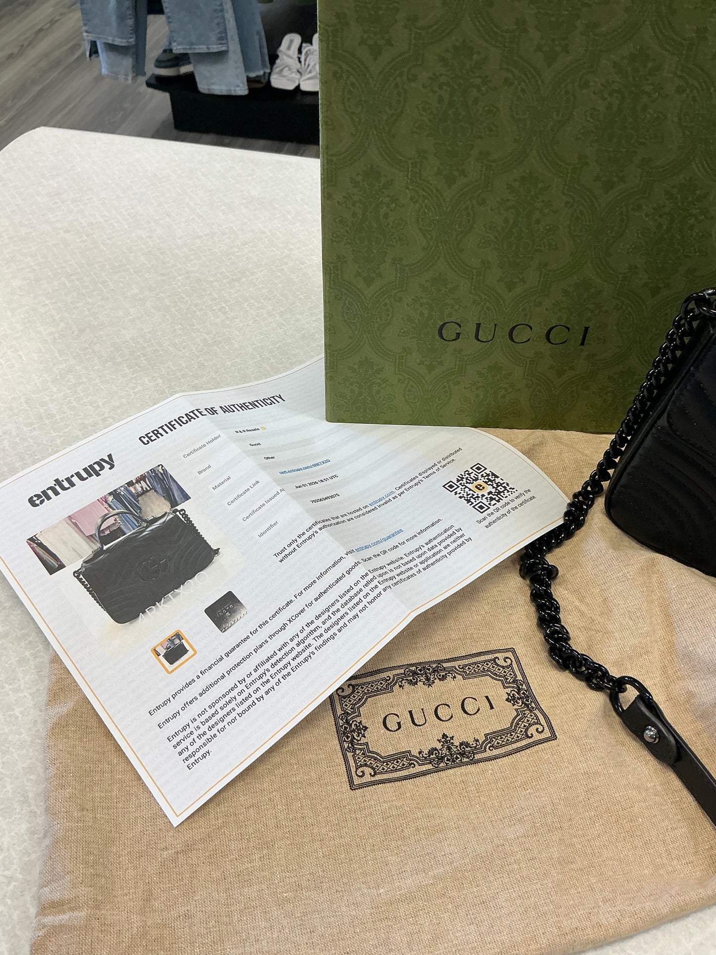 Crossbody Luxury Designer By Gucci In Black, Size:Small