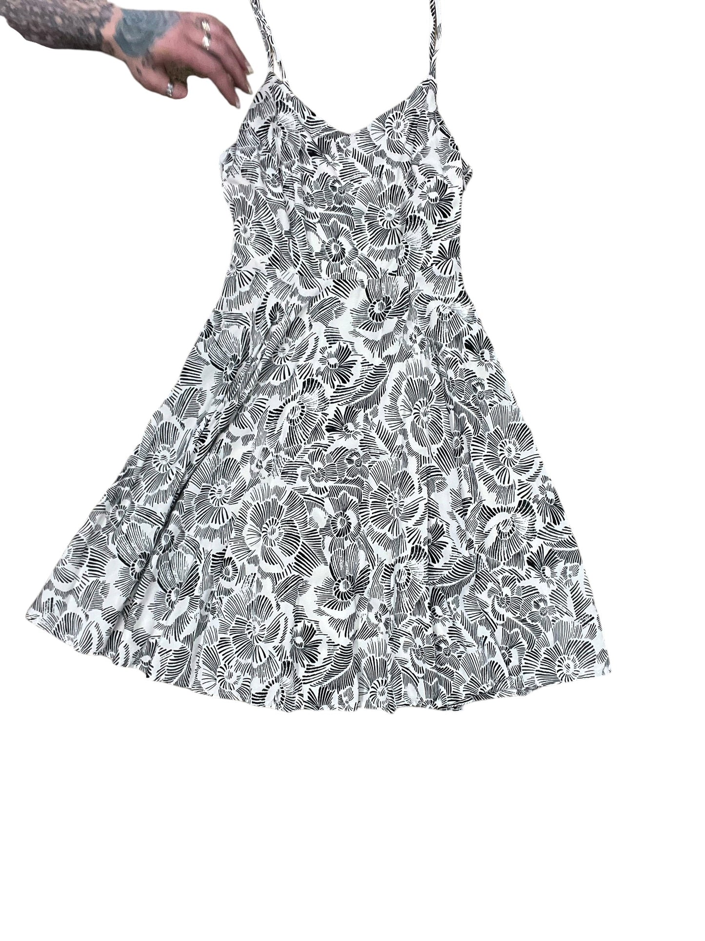 Dress Casual Short By Old Navy In Black & Cream, Size:Xs