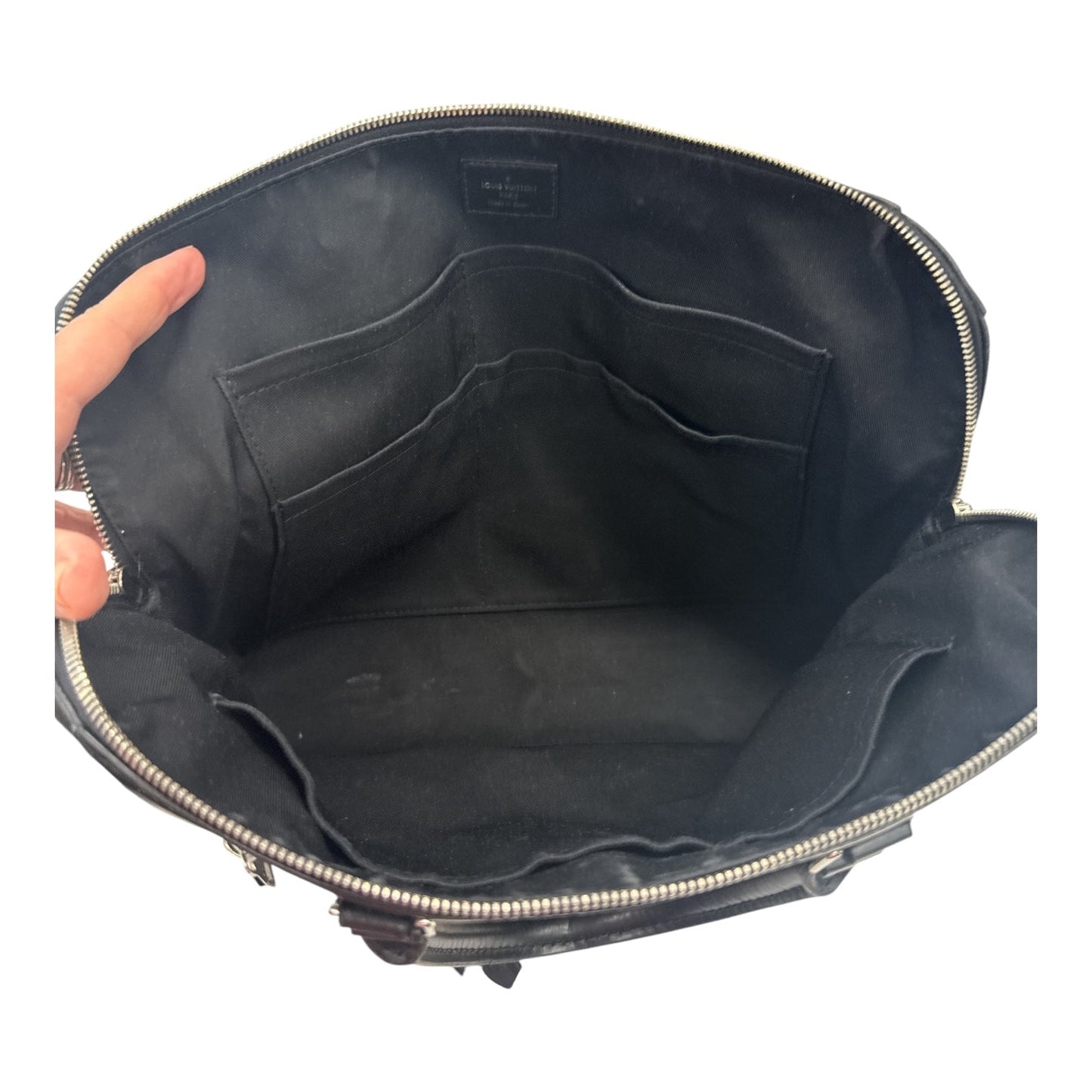 Handbag Luxury Designer By Louis Vuitton, Size: Large