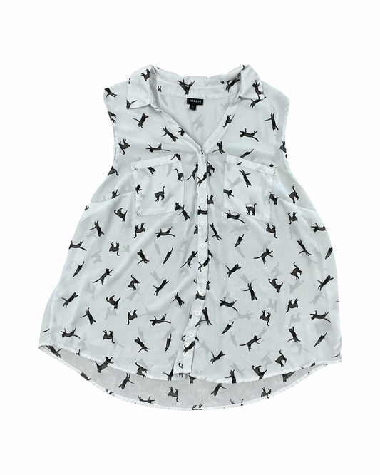 Blouse Sleeveless By Torrid In White, Size:2X