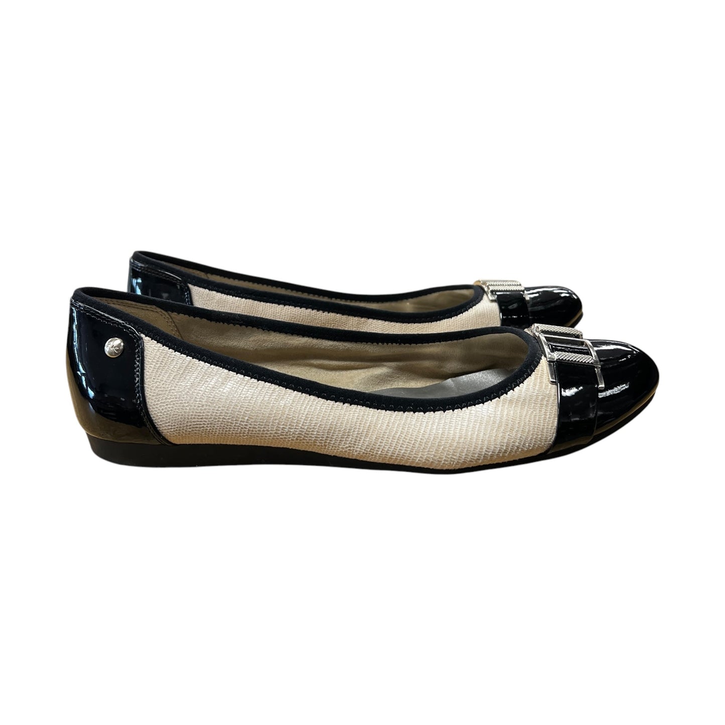 Shoes Flats By Anne Klein In Black & Tan, Size:11