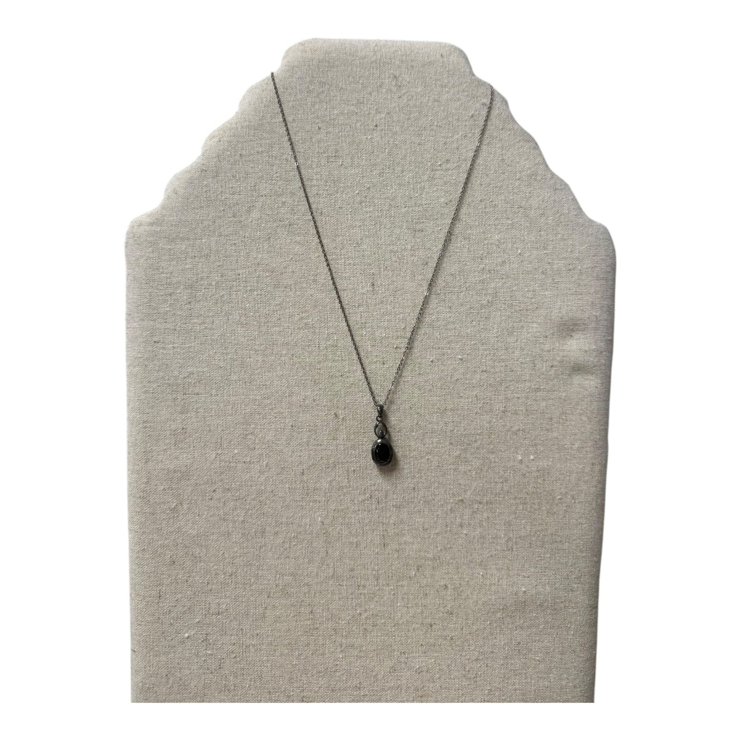 Necklace Charm By Cme In Grey & Red