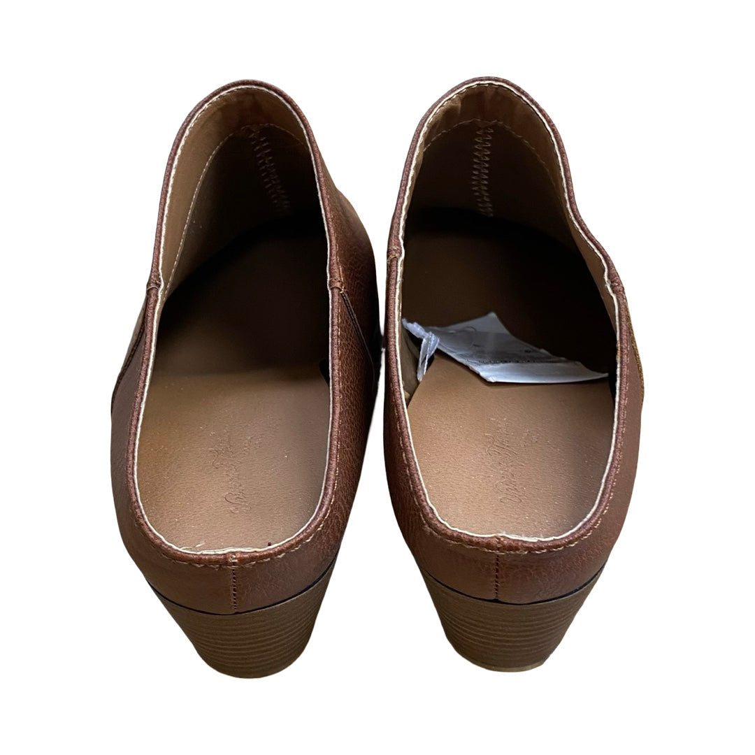 Shoes Heels Block By Universal Thread In Brown, Size:8.5