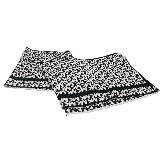 Scarf Winter By Michael By Michael Kors In Black & White