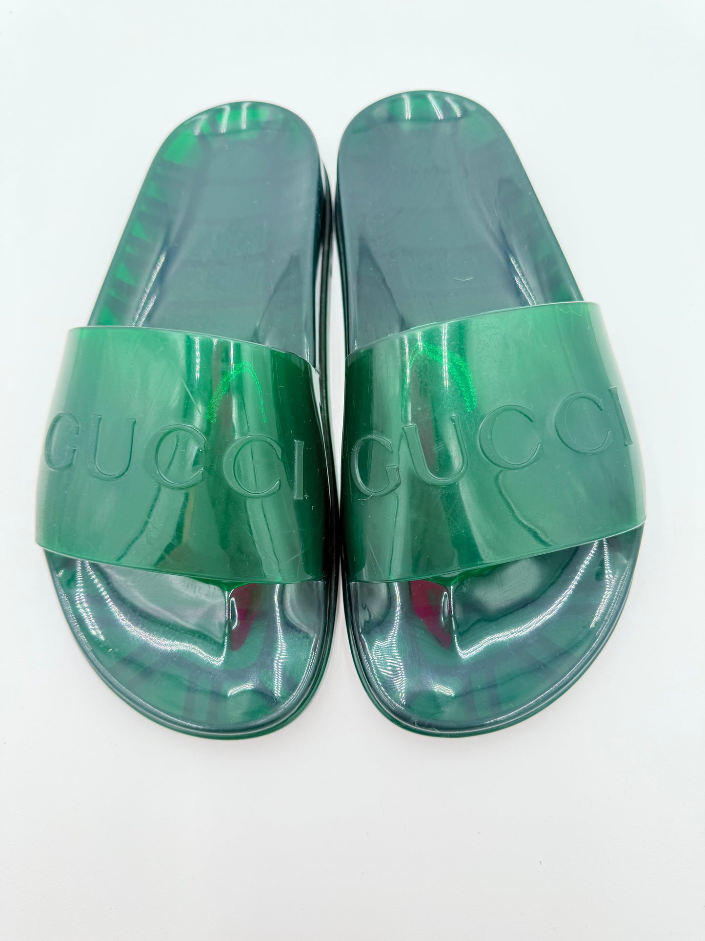 Sandals Luxury Designer By Gucci In Green, Size: 8.5