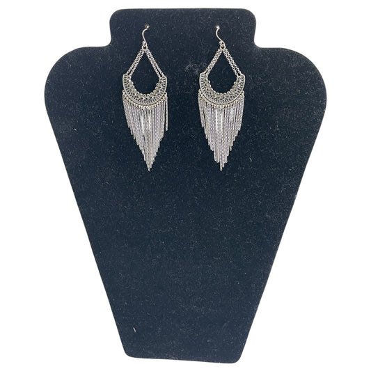 EARRINGS STATEMENT by NEW YORK AND CO In SILVER