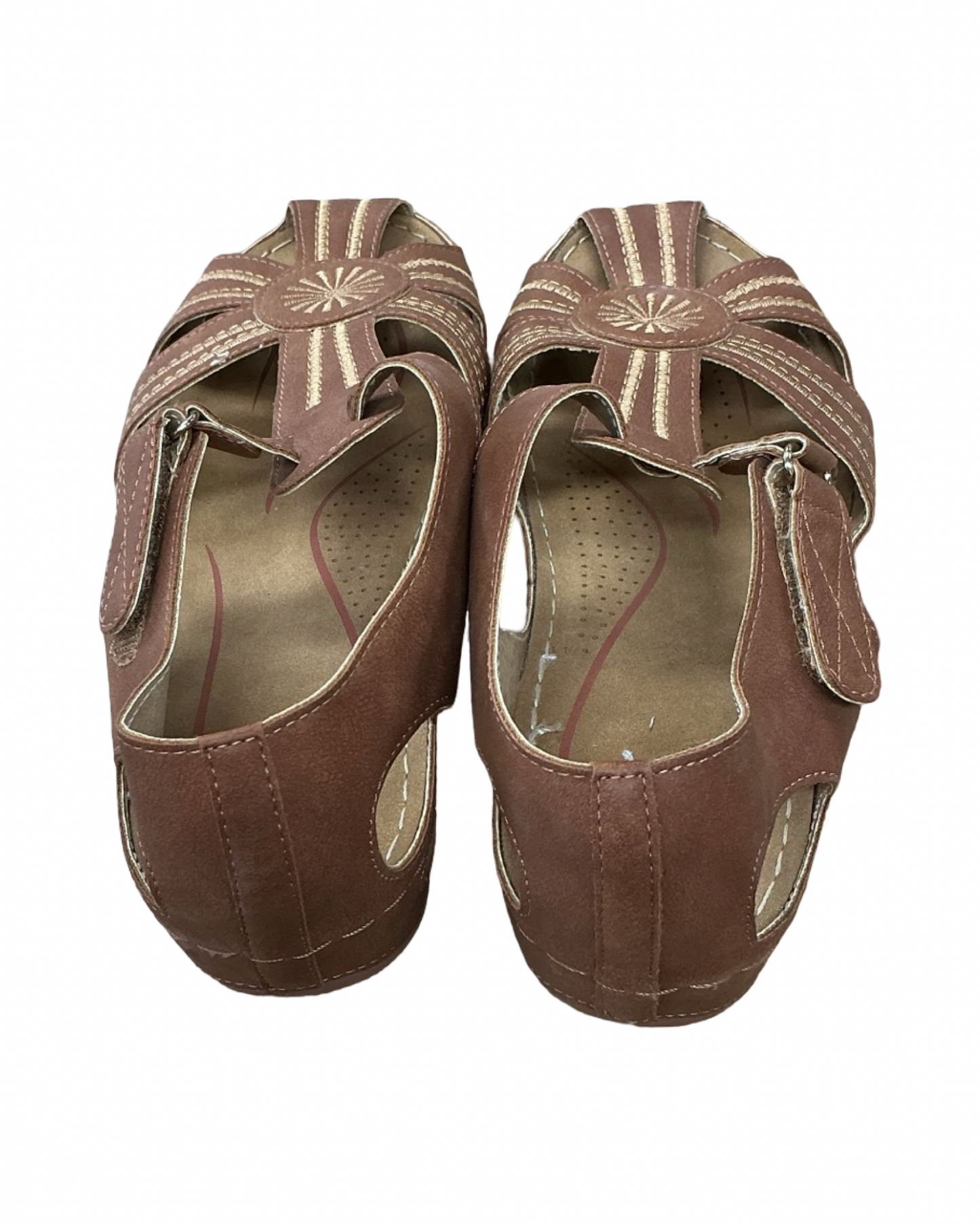 Sandals Flats By Clothes Mentor In Brown, Size:10.5