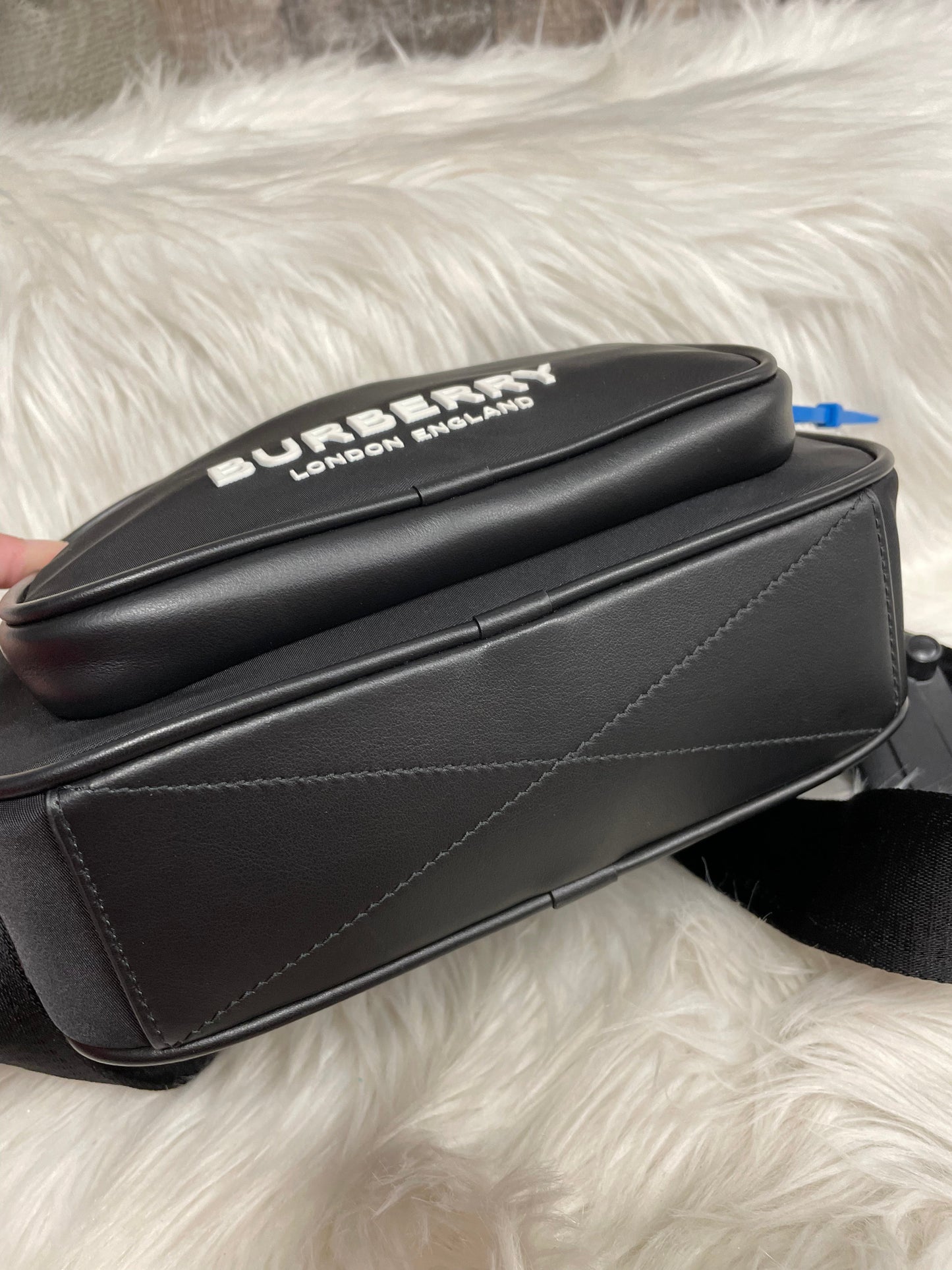 Belt Bag Luxury Designer By Burberry, Size: Medium