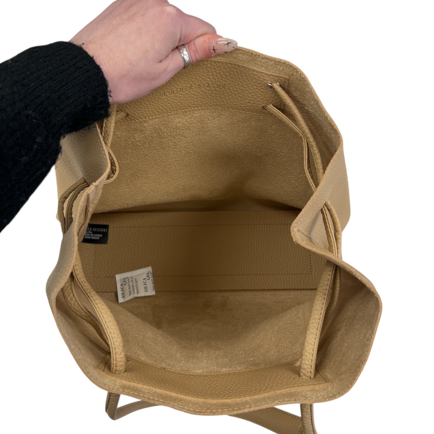 Handbag Leather By Clothes Mentor In Tan, Size:Medium