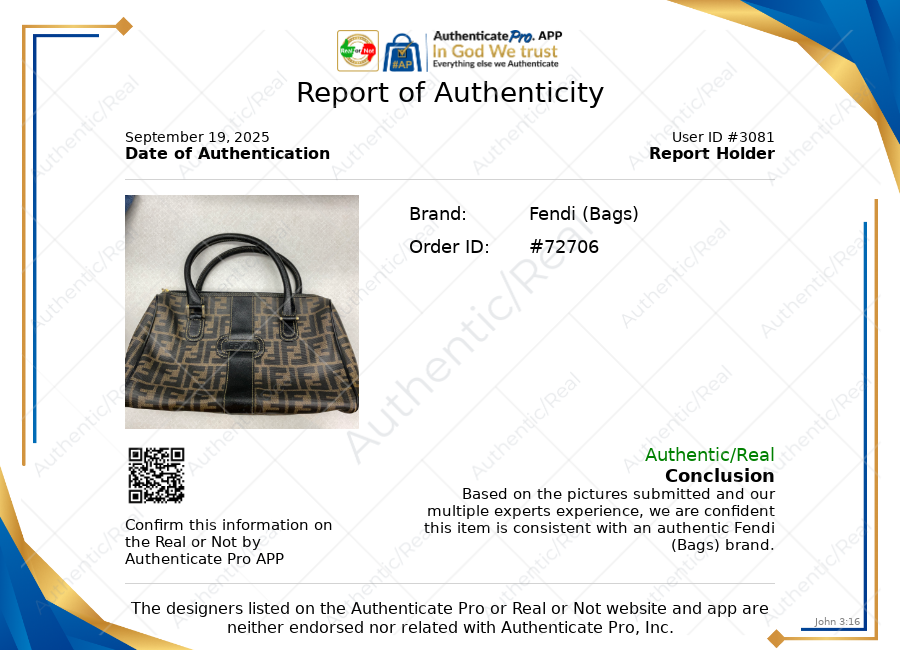 Handbag Luxury Designer By Fendi, Size: Medium