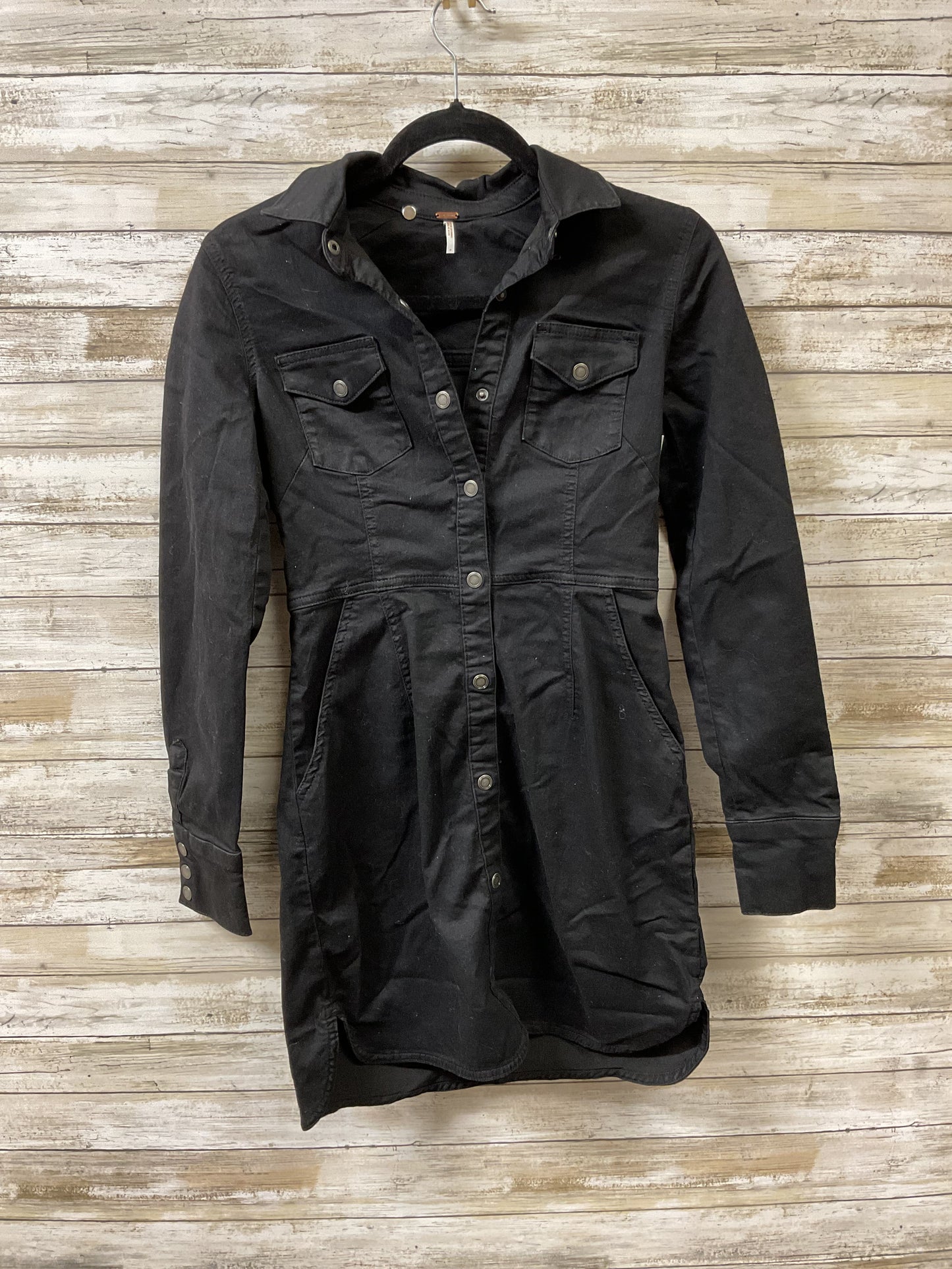 Dress Casual Short By Free People In Black, Size:S