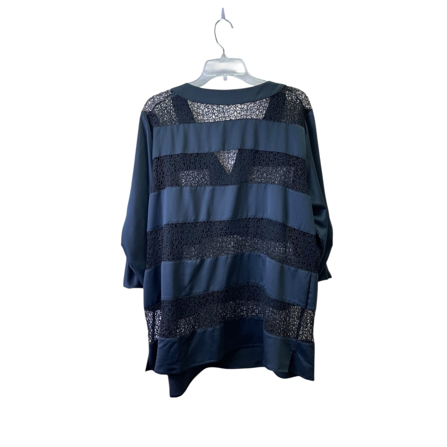 Top 3/4 Sleeve By Peter Nygard In Black, Size:1X