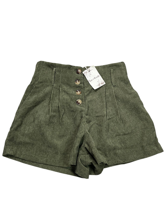Shorts By Hem & Thread In Green, Size:L