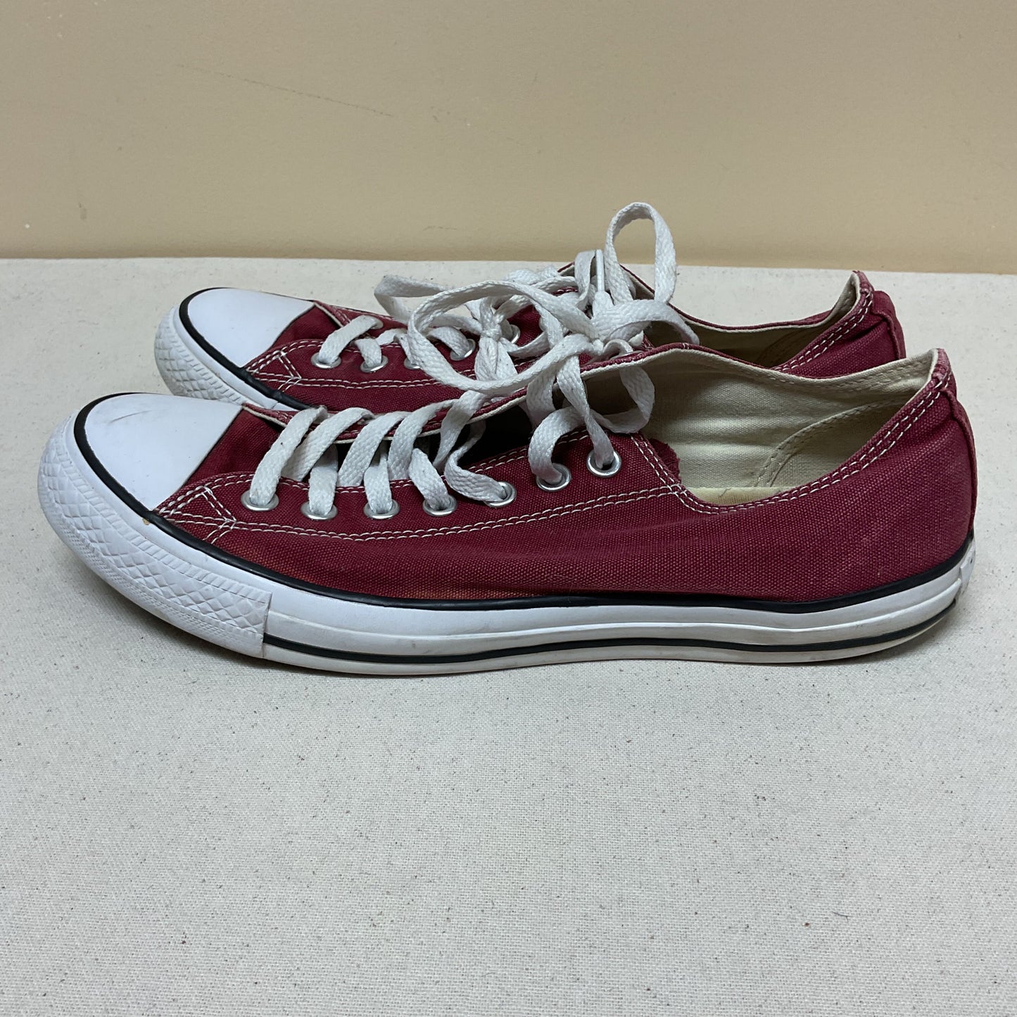 Shoes Sneakers By Converse In Red, Size:11