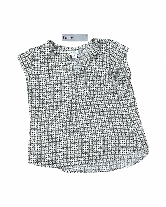 Top Sleeveless By Liz Claiborne In Tan, Size:Mp