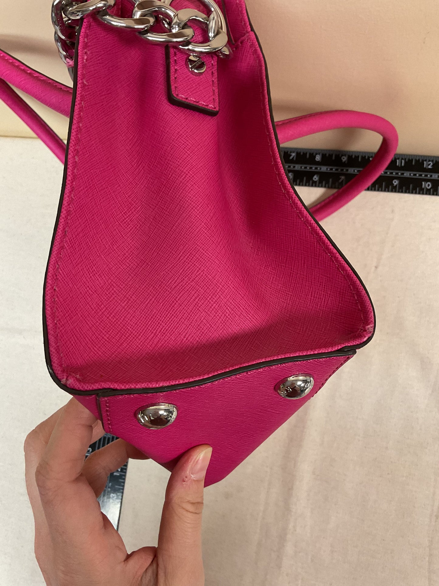 Handbag Designer By Michael Kors In Pink, Size:Medium