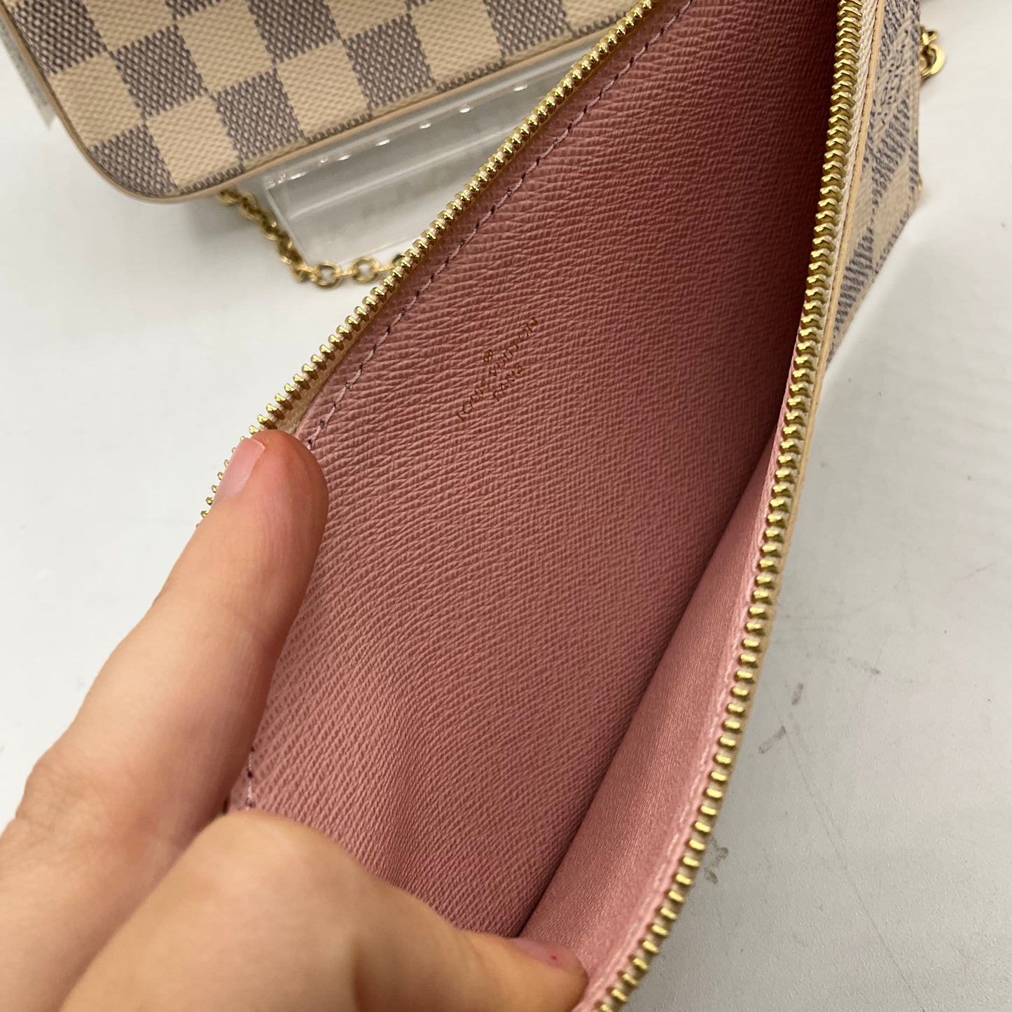 Crossbody Luxury Designer By Louis Vuitton, Size: Small